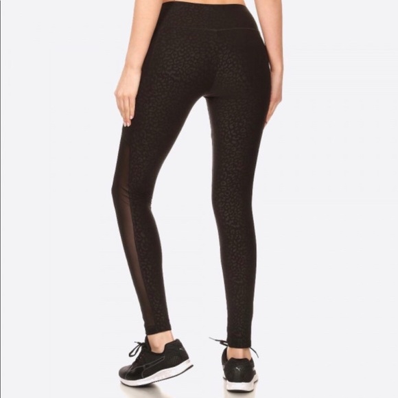 Black leggings with pockets - Picture 3 of 7